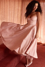 Vestido midi Elsa con falda de tul y tirantes ajustables