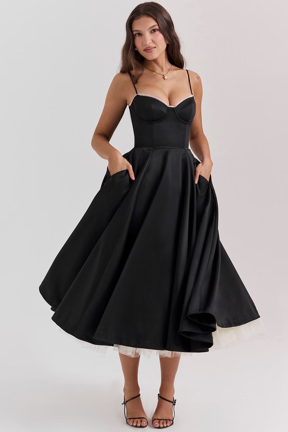 Vestido midi Elsa con falda de tul y tirantes ajustables