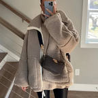 Karla – Chaqueta de peluche suave